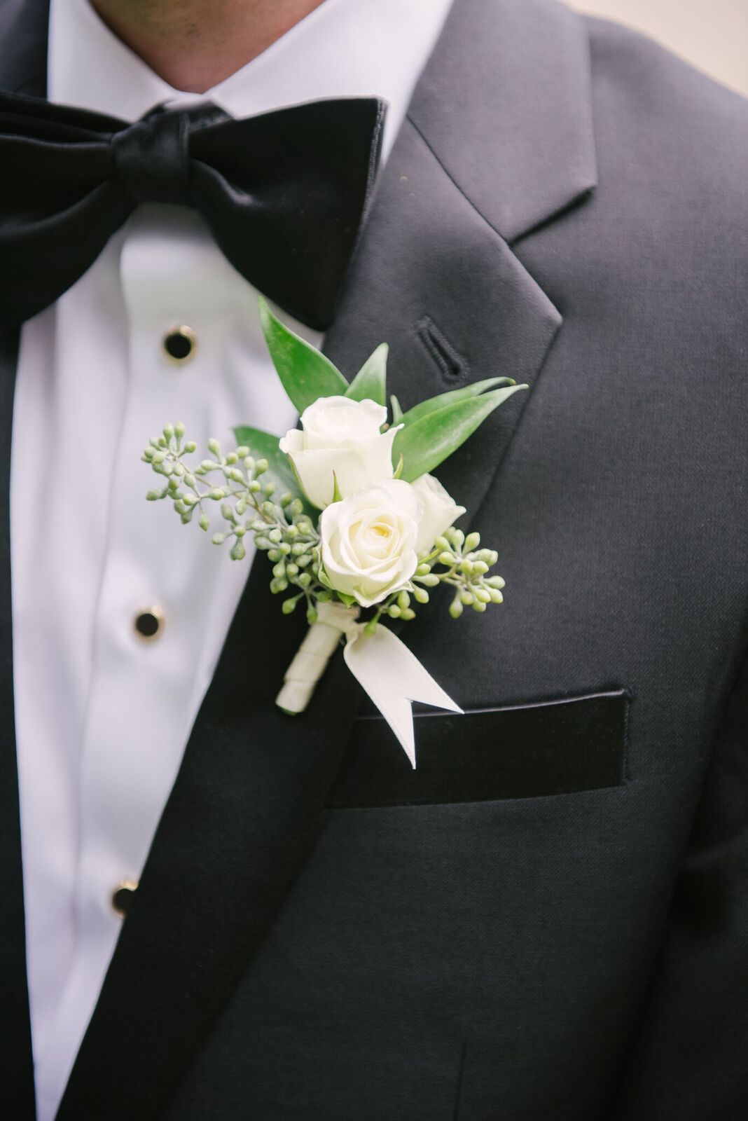 Dallas Wedding Floral Designer | A Stylish Soiree: Beloved Boutonnieres