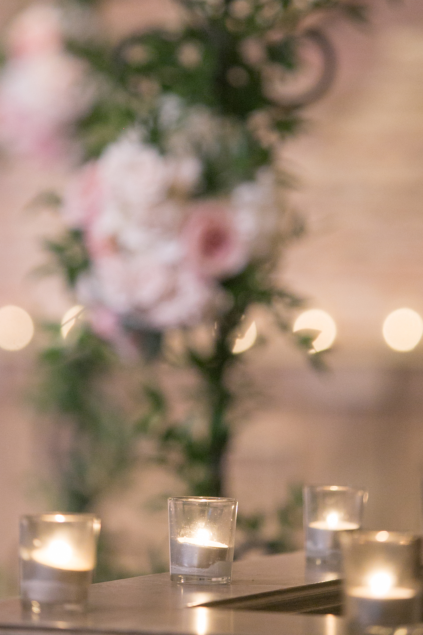 Fort Worth Wedding Floral Design - A Stylish Soiree - Sabrina + Bryan 