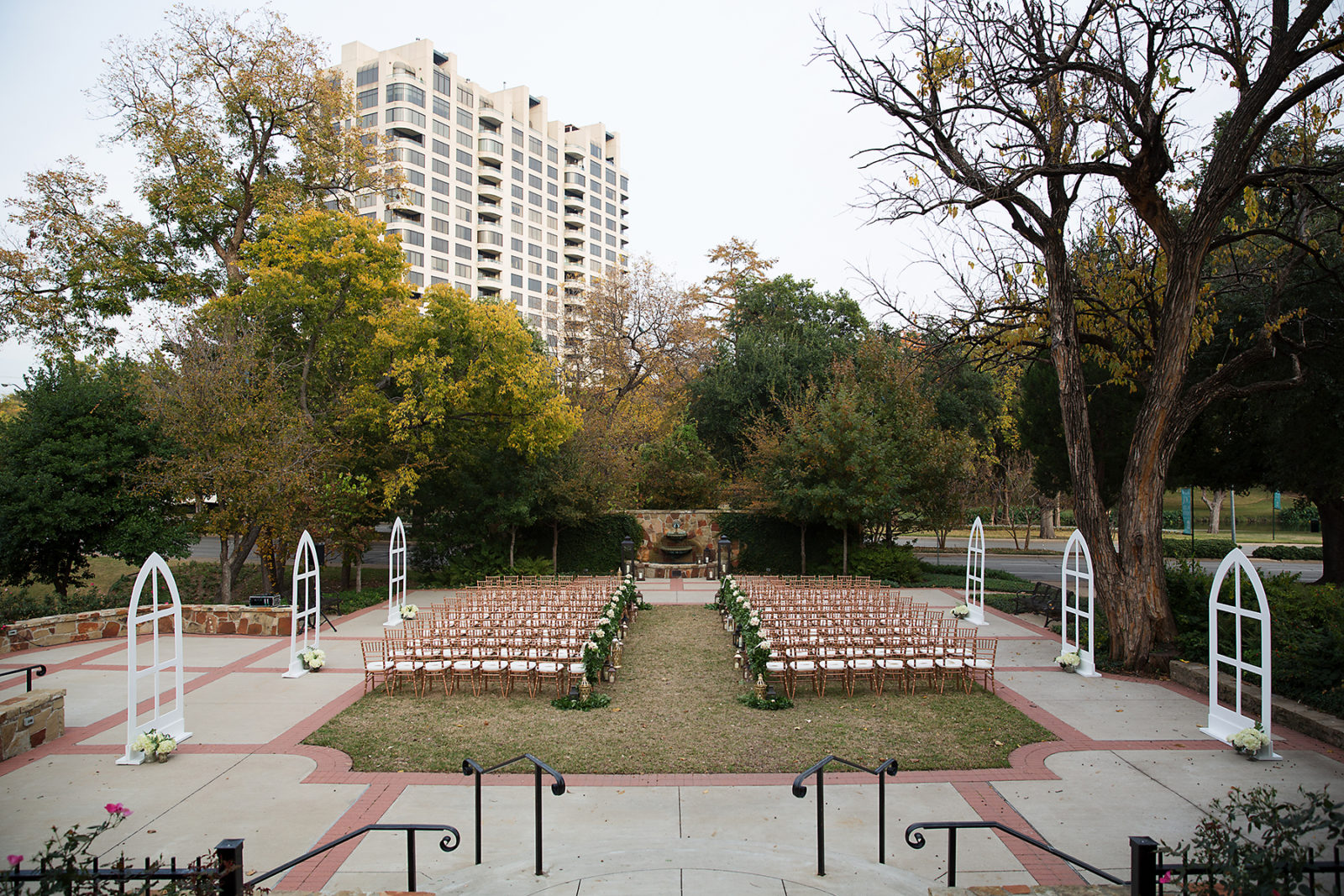 Wedding Florist Dallas TX Claire + Kevin's Elegant Wedding at