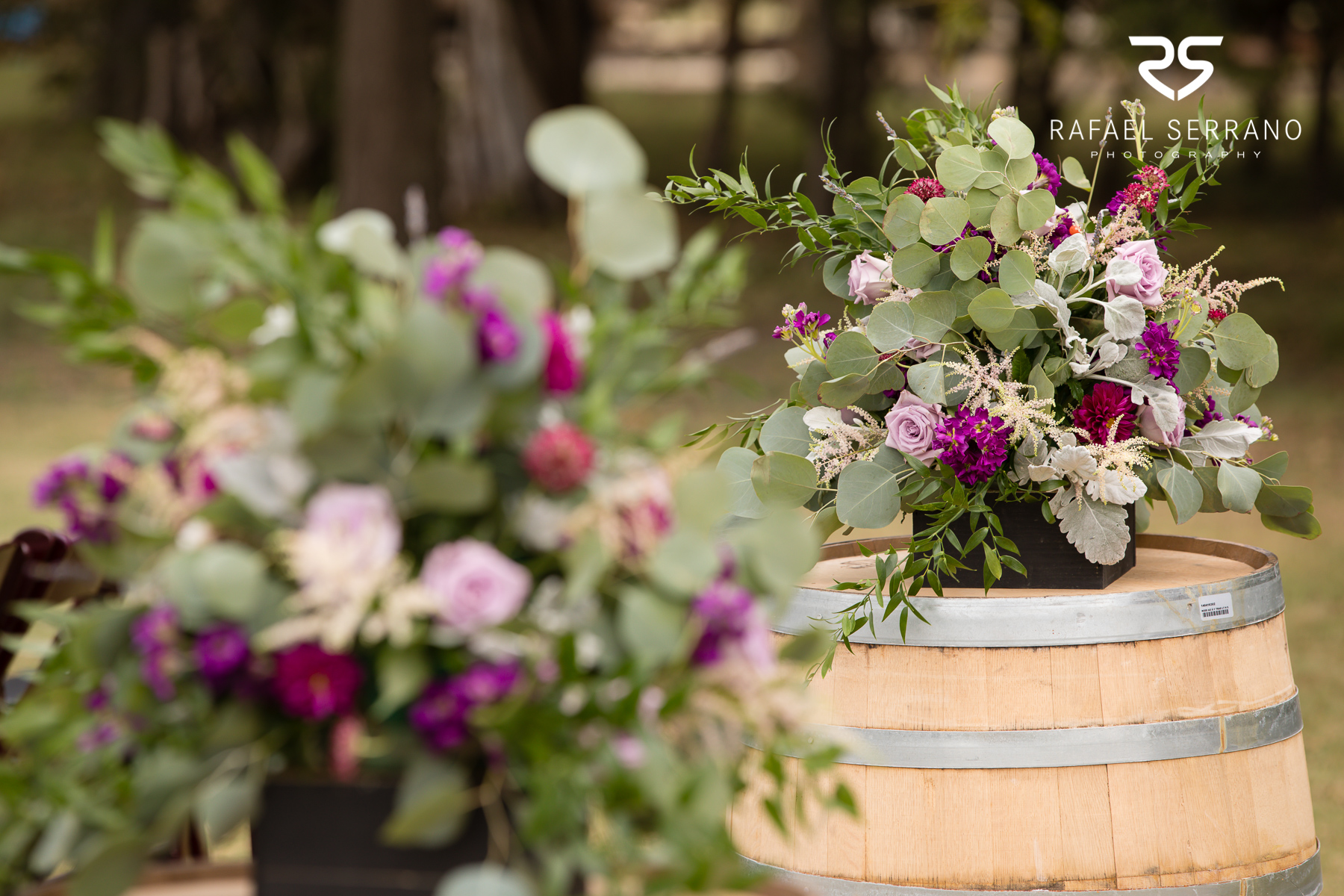 Wedding Planners DFW, Wedding Florist | A Stylish Soiree: Anna + Jed