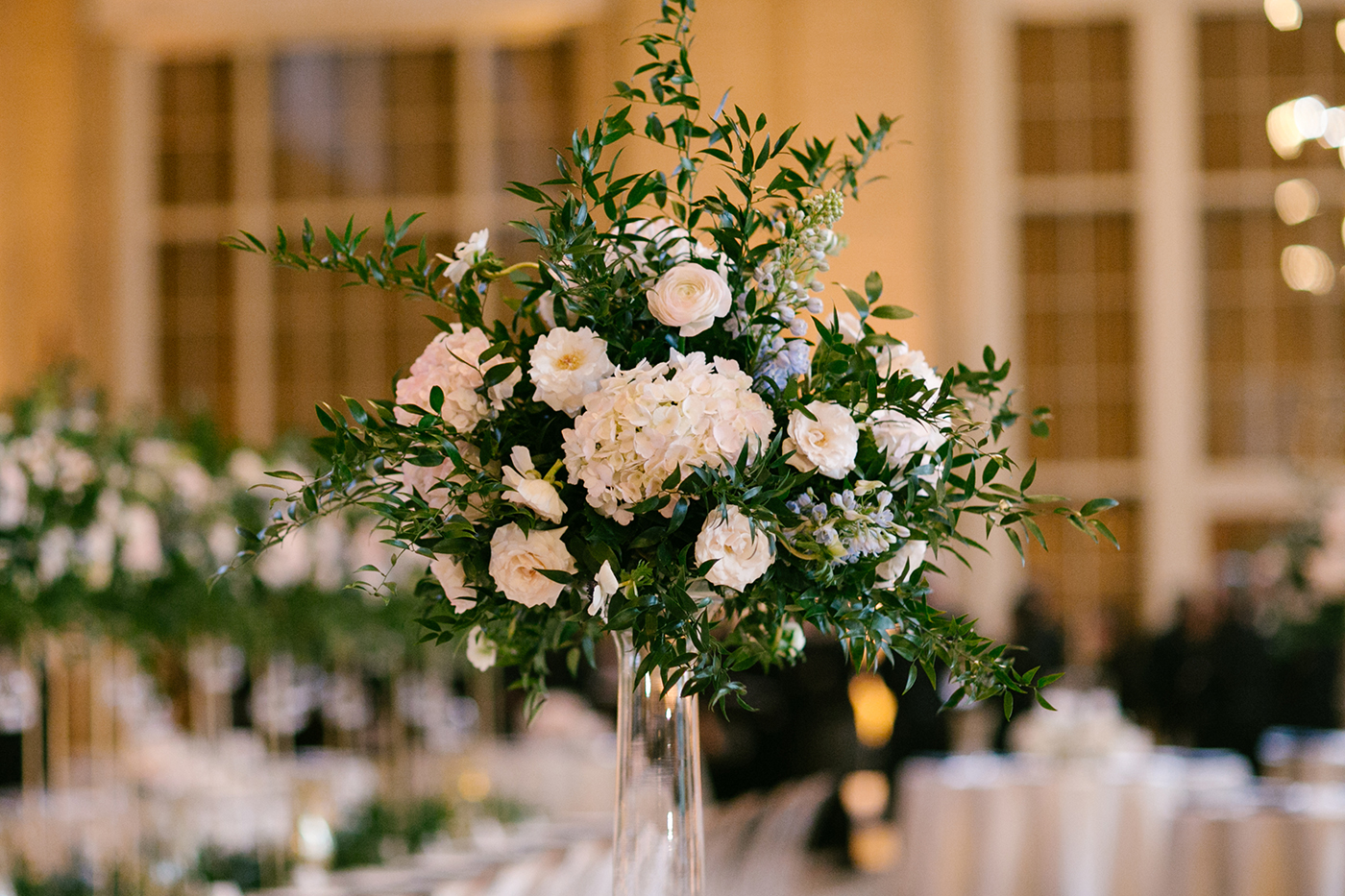 Union Station Wedding Flowers | A Stylish Soiree Dallas: Sarah + Scott