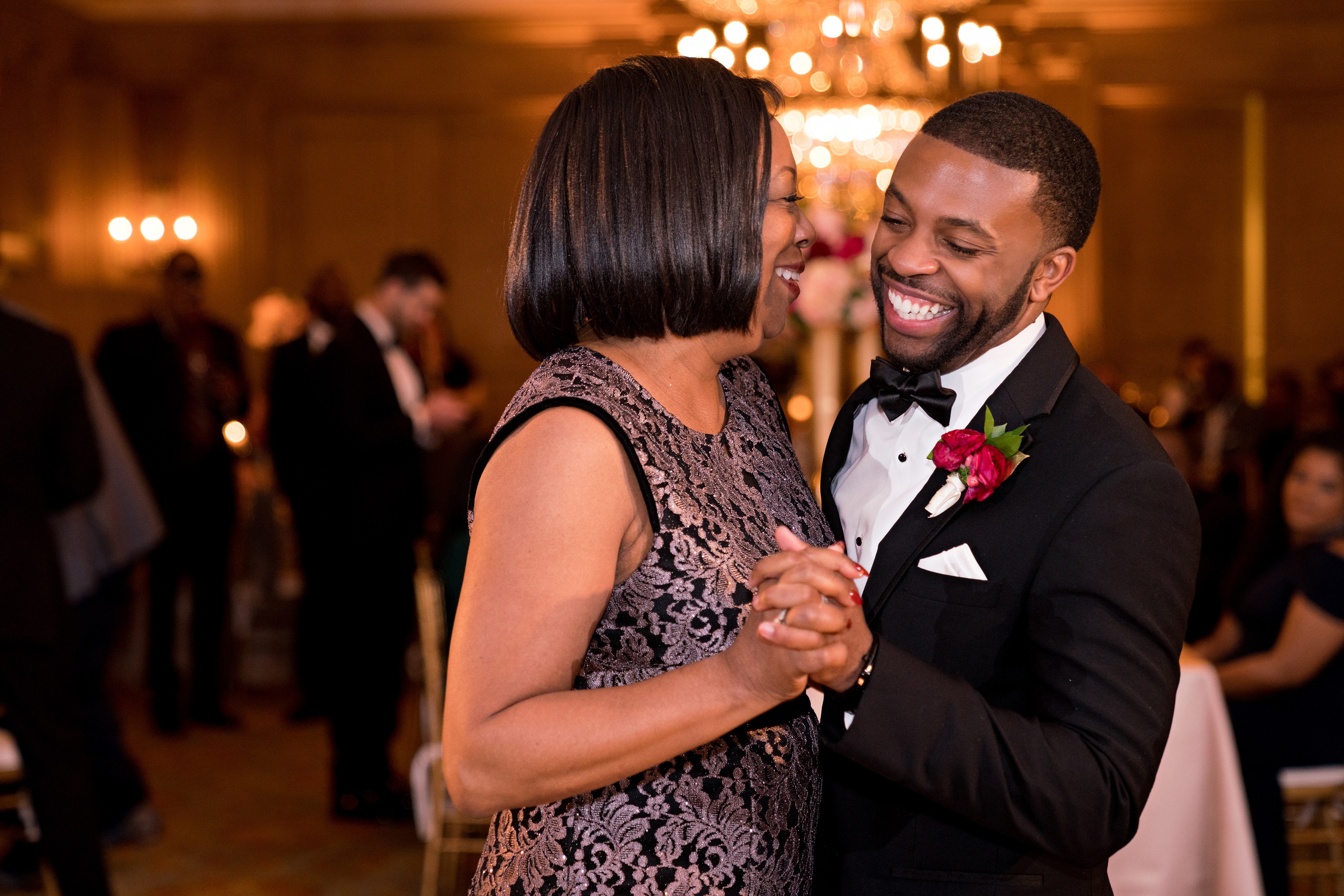 fort worth club wedding, groom dancing with his mom